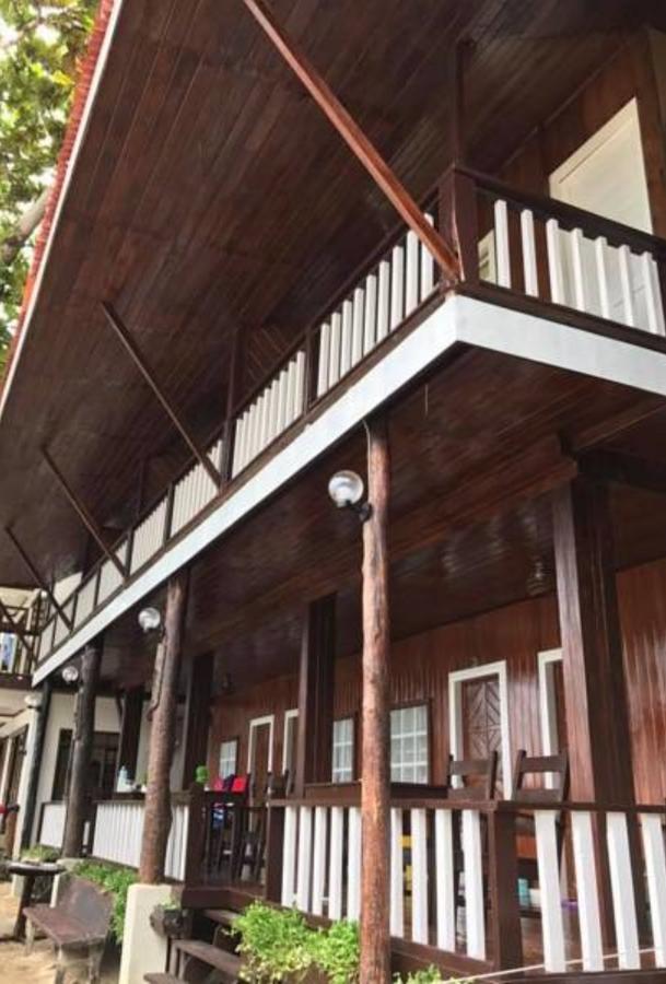 אל נידו Ricos Beach Cottages מראה חיצוני תמונה